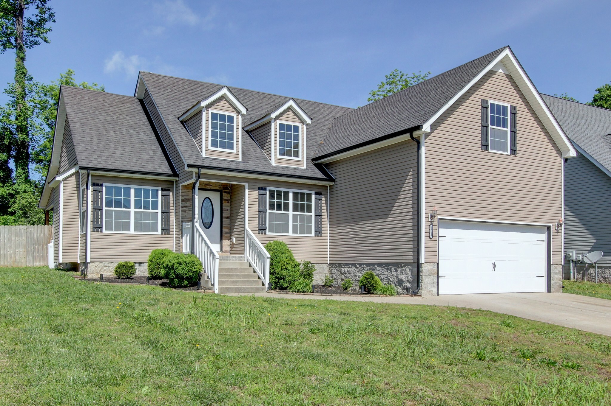 Property Photo: 1200 Morstead Dr TN 37042