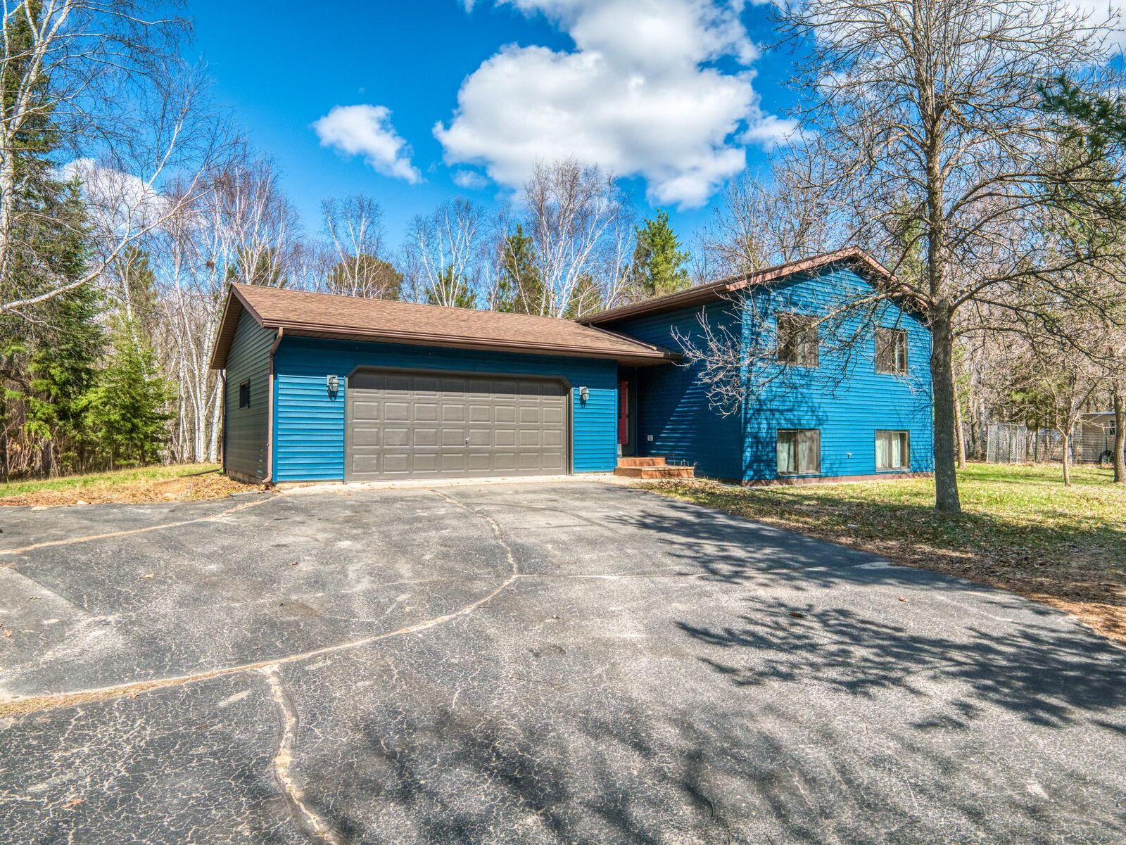 Property Photo: 2832 Timberlane Way SW MN 56601