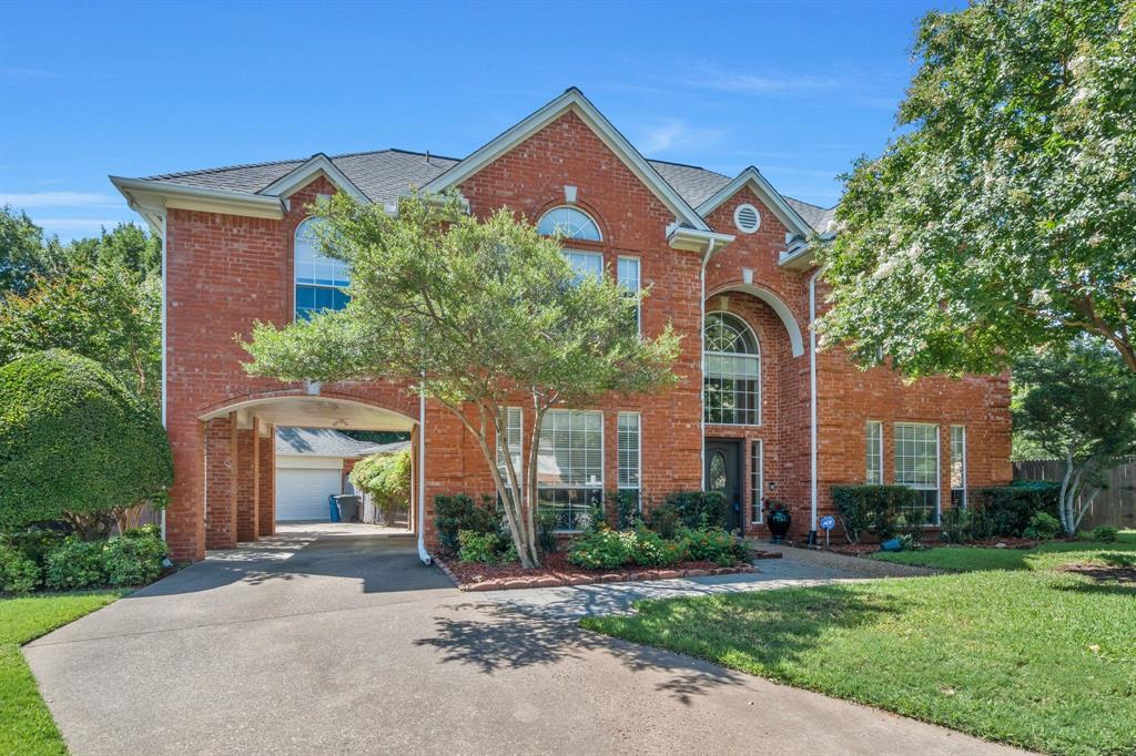 Property Photo:  2085 Idlewood Drive  TX 76051 