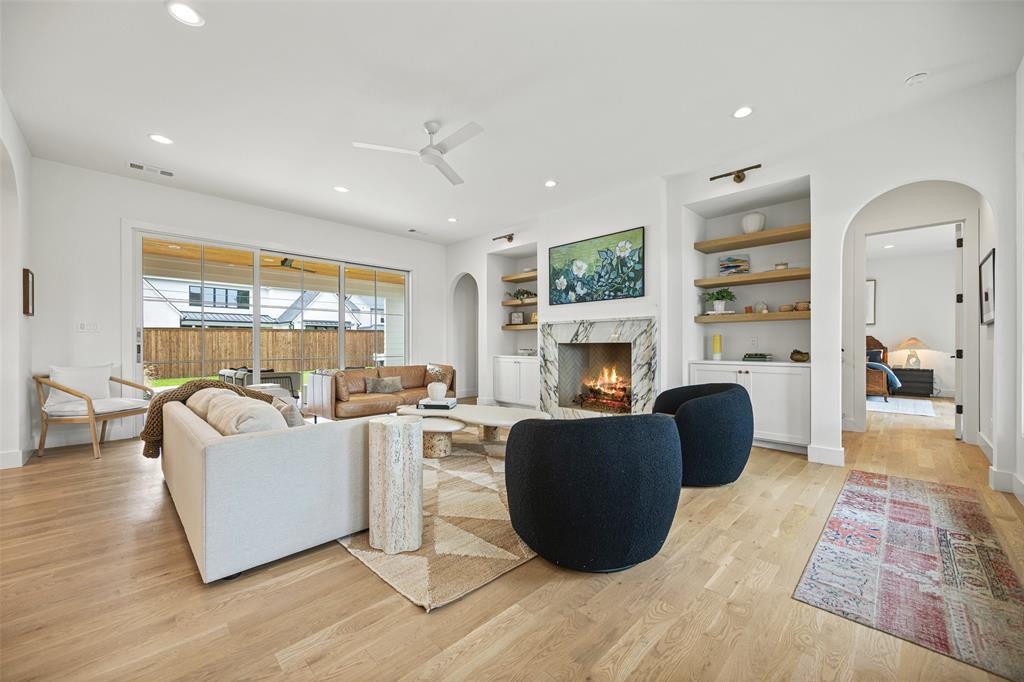 Property Photo: 2212 Ridge Crest Drive TX 75080