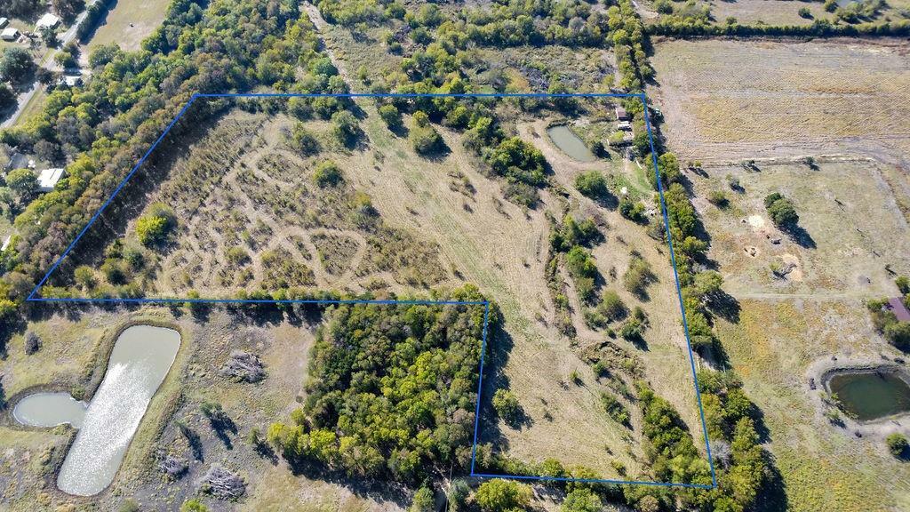 Property Photo: 2353 County Road 4225 TX 75441