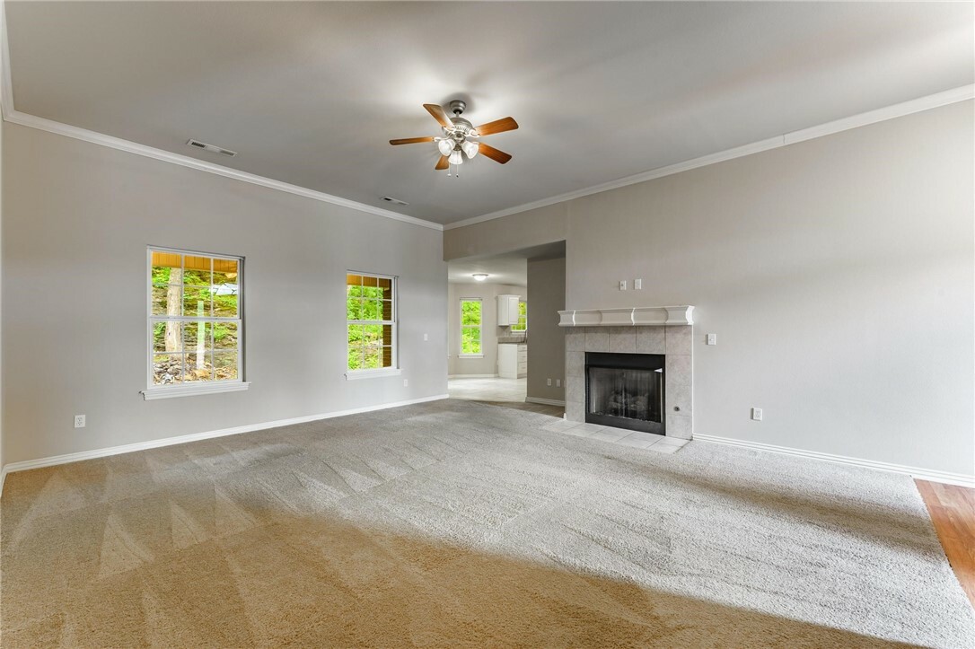 Property Photo: 701 W Thornstone Avenue AR 72774