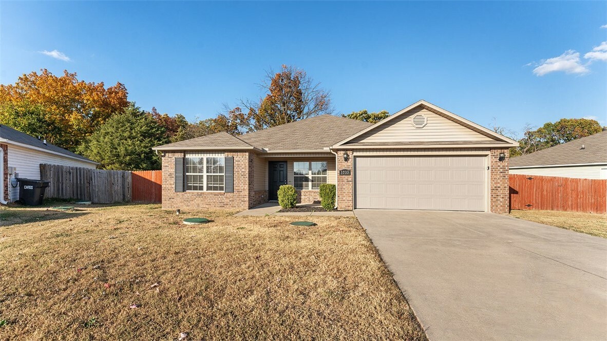 Property Photo: 3733 Alliance Drive AR 72764