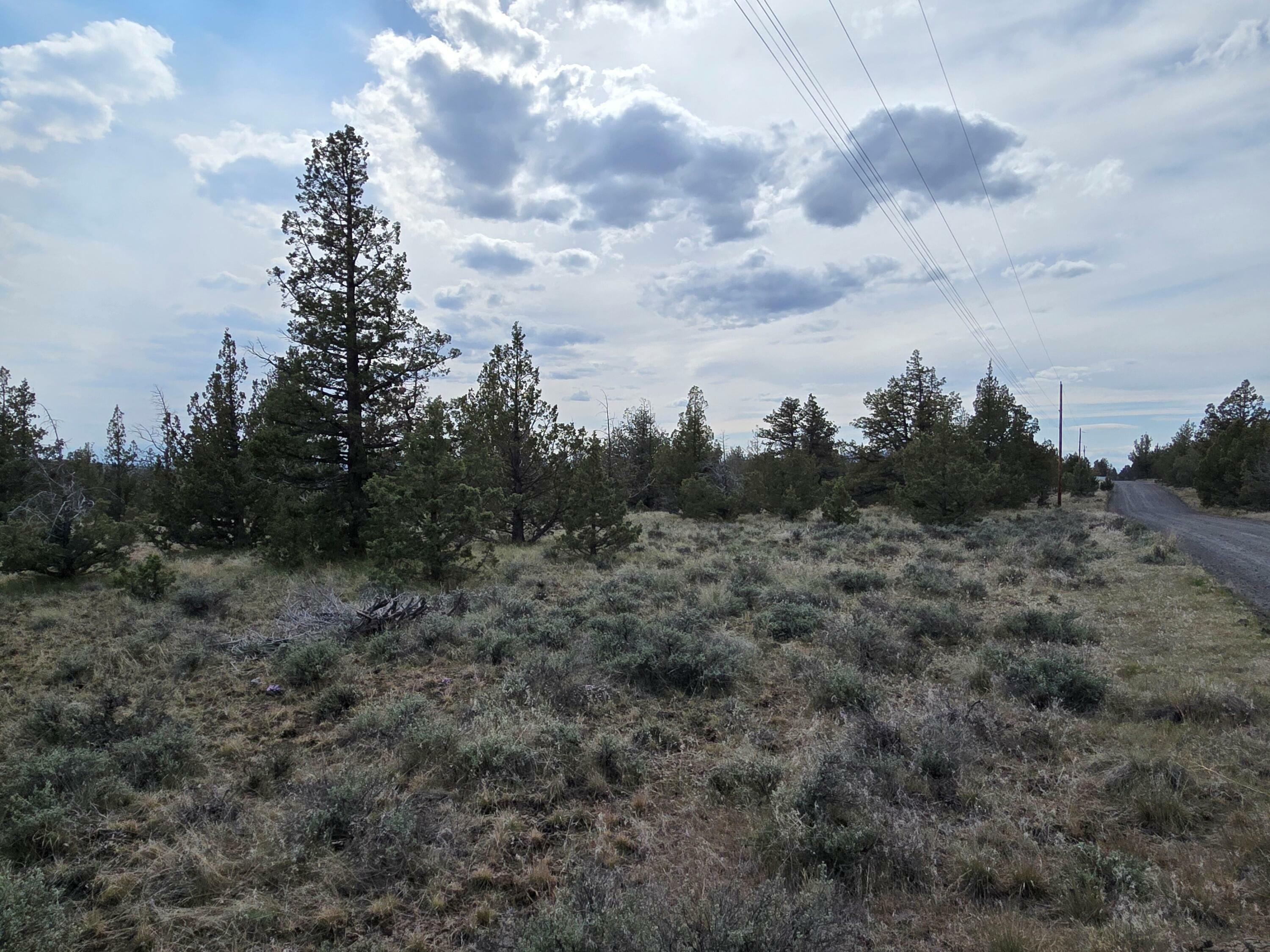 Property Photo: SE Hilltop Road Tl 7100 OR 97754