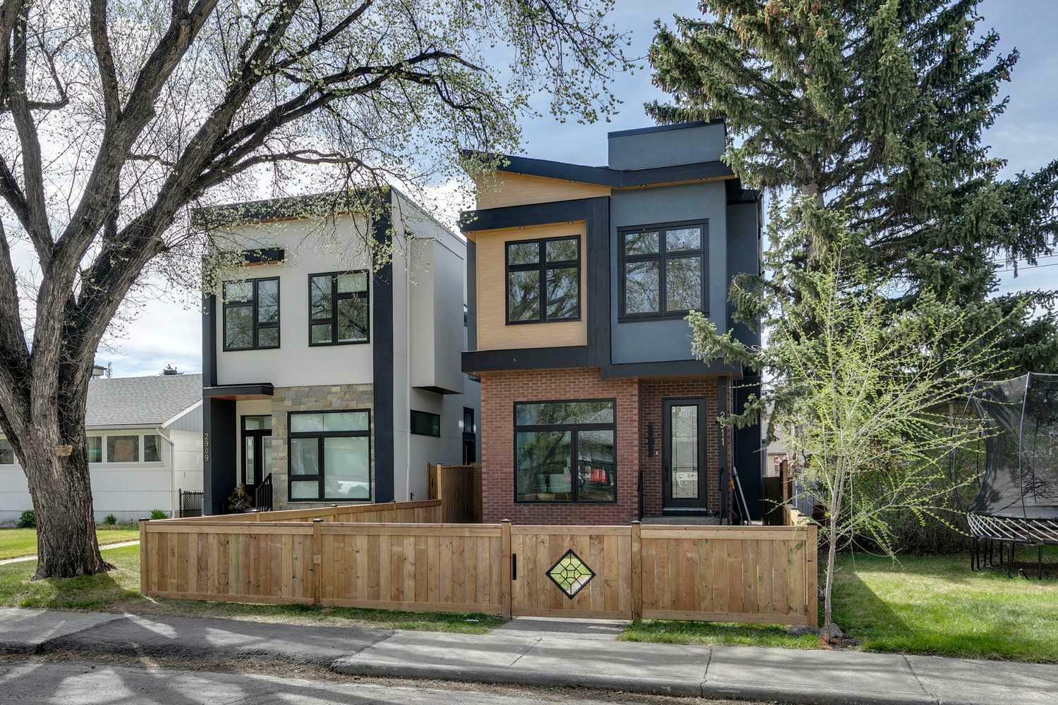 2911 4 Avenue NW  Calgary AB T2N 0R4 photo