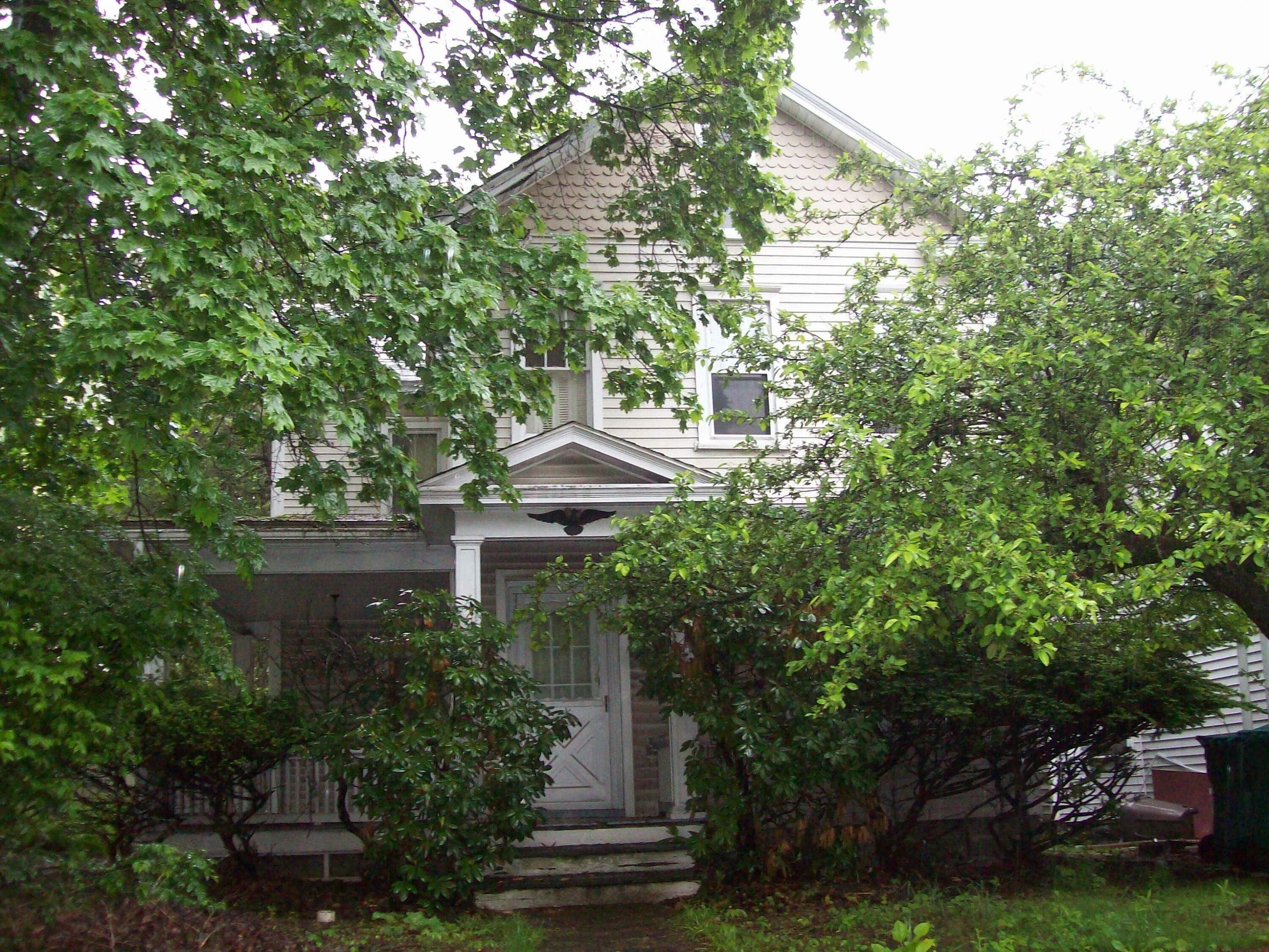 Property Photo: 246 Washington St Street PA 18301
