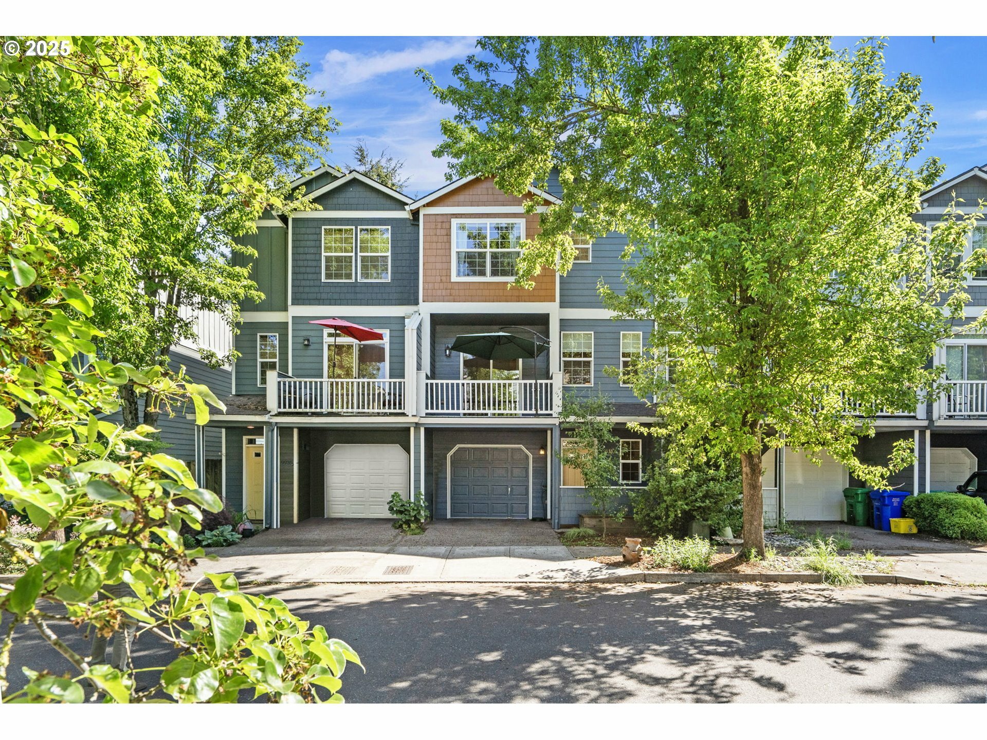 Property Photo: 9931 N Decatur St OR 97203