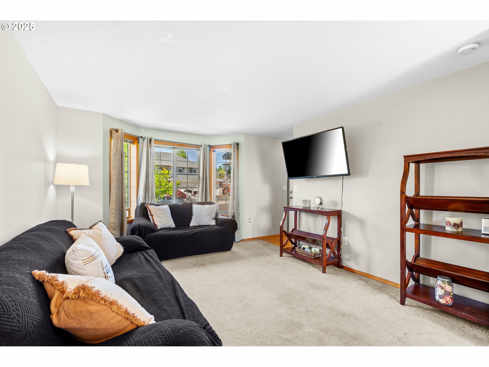Property Photo: 19815 SE 42nd St WA 98607