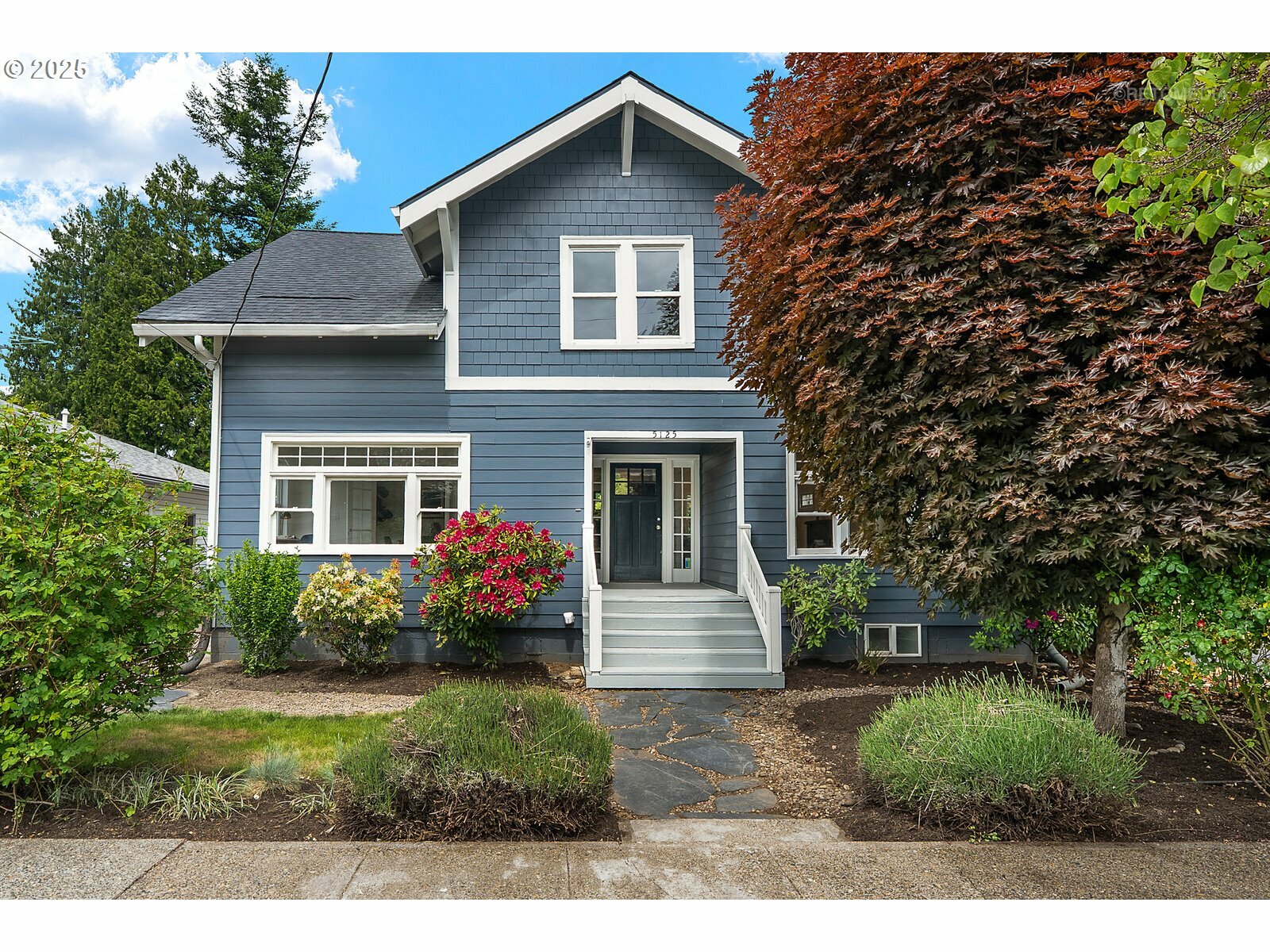 5125 NE Davis St  Portland OR 97213 photo