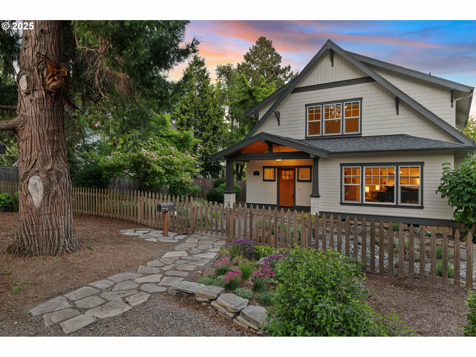 Property Photo: 785 3rd St OR 97034