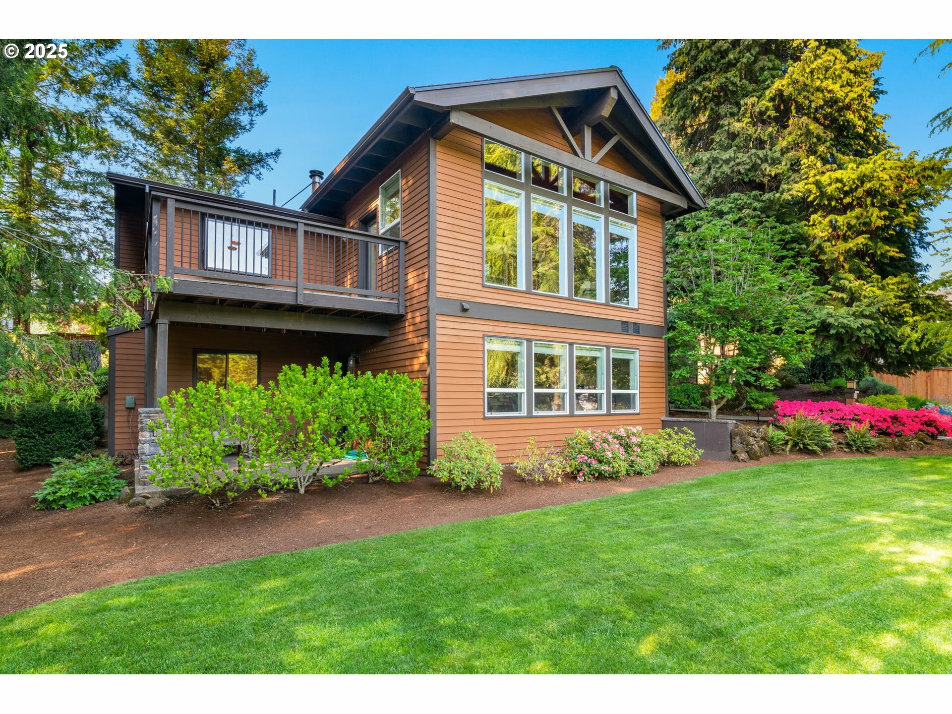 Property Photo: 2830 Coeur D Alene Dr OR 97068