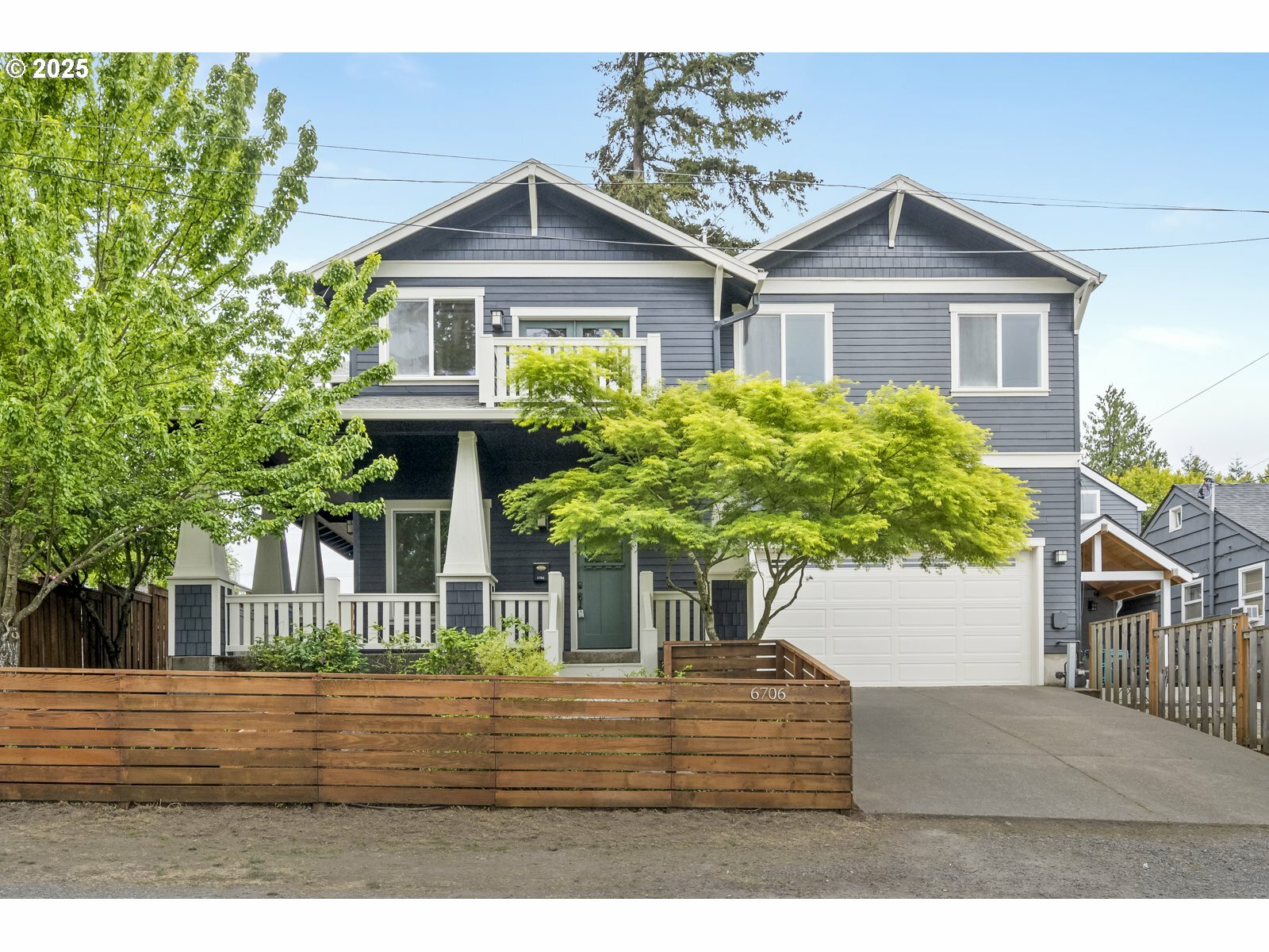 Property Photo: 6706 SW 36th Ave OR 97219