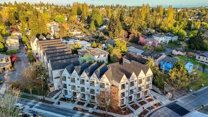 9723  6th Avenue NW  Seattle WA 98117 photo