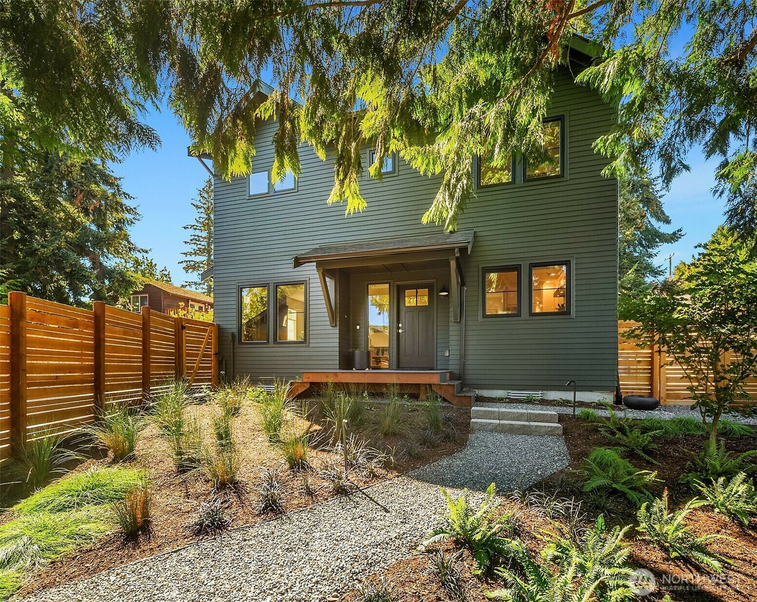 Property Photo: 10419 41st Avenue SW B WA 98146