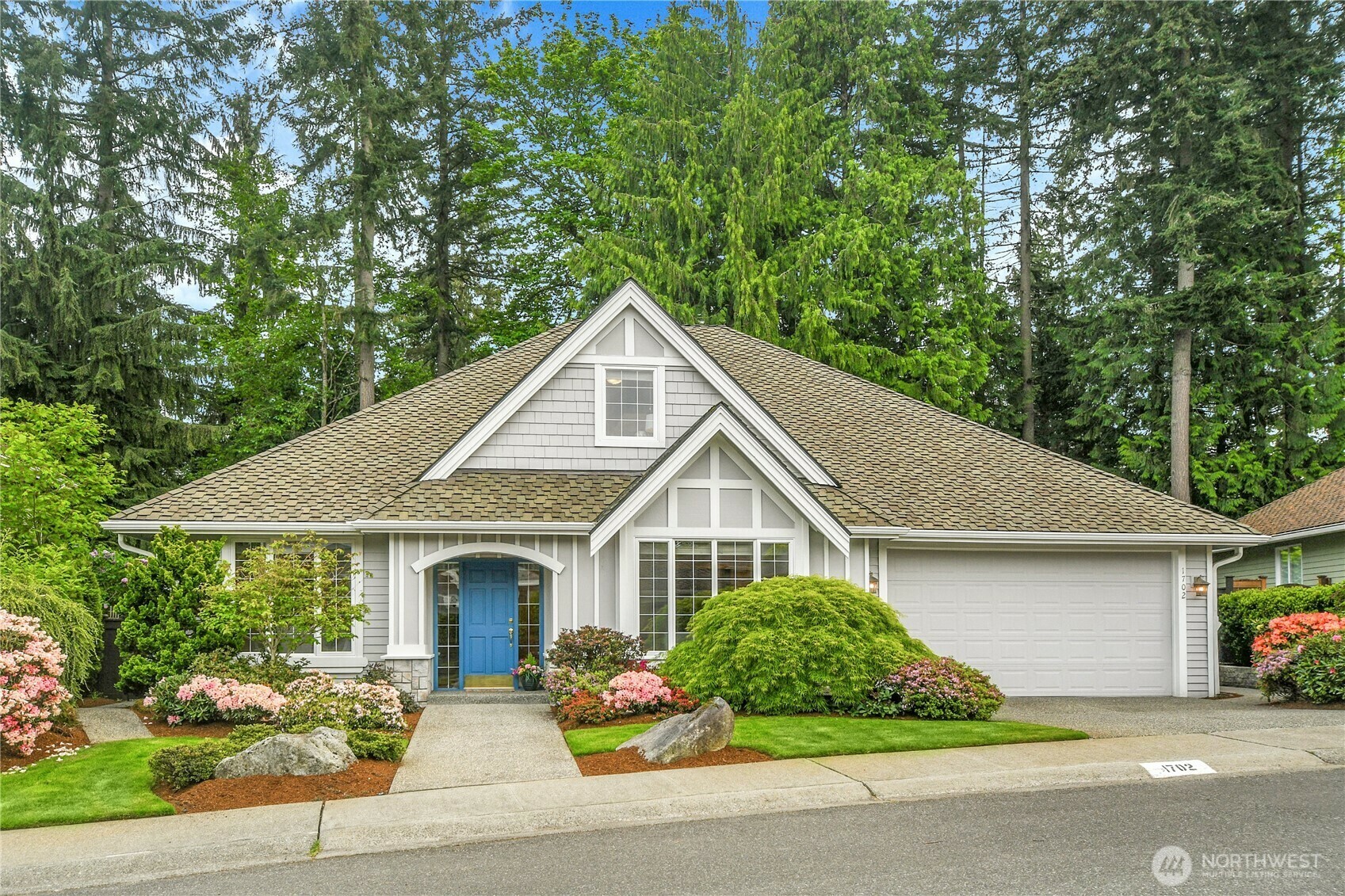 Property Photo: 1702 164th Place SE WA 98012