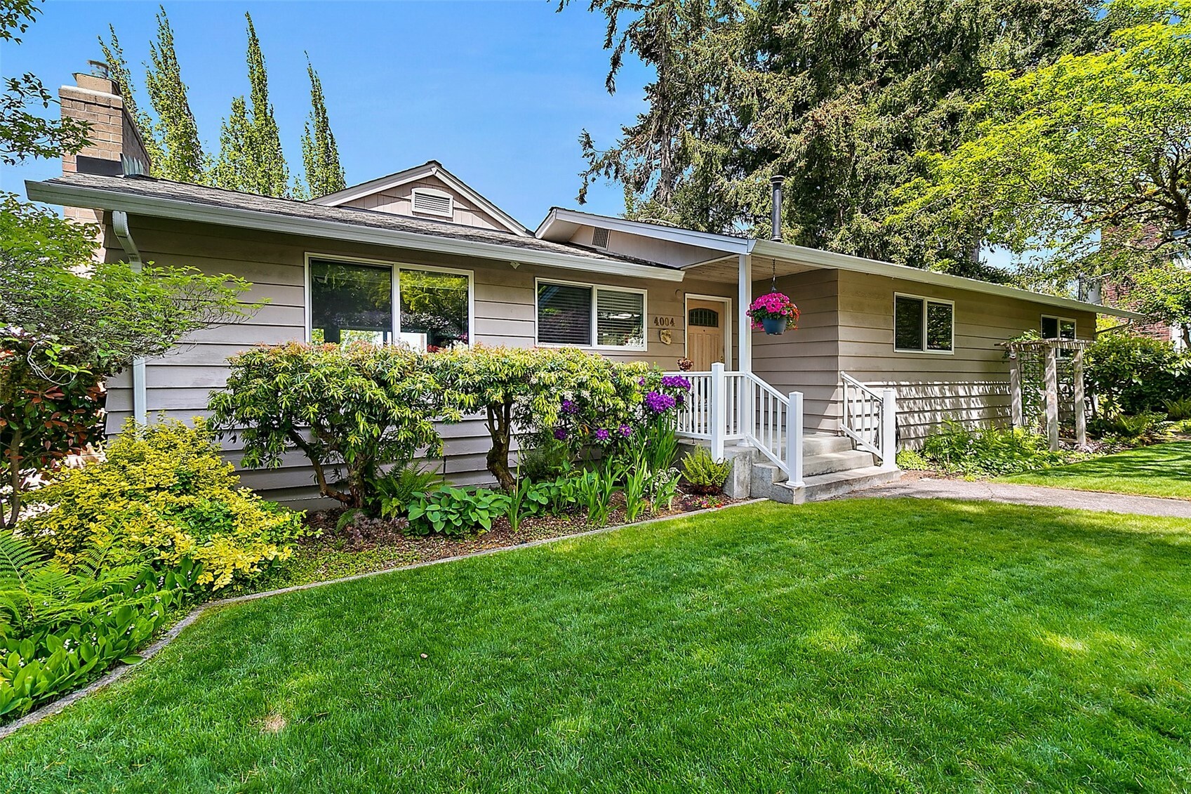 Property Photo: 4004 Brouse Boulevard W WA 98466