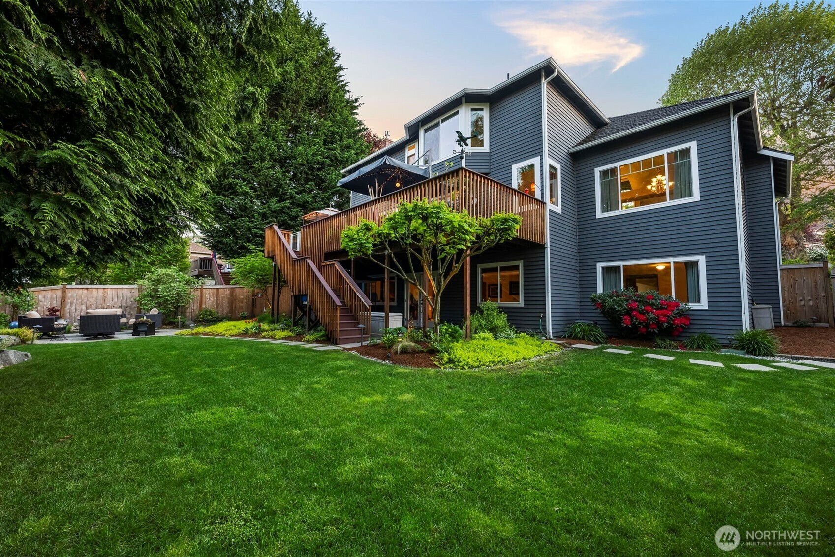 Property Photo:  33006  48th Avenue SW  WA 98023 