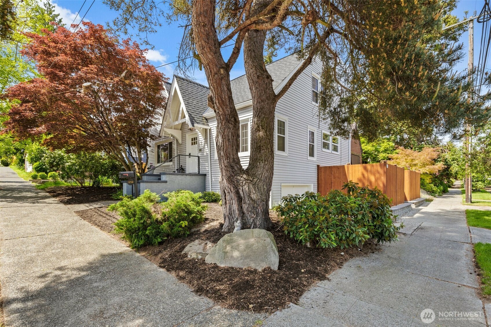 1716 NE 80th Street  Seattle WA 98115 photo