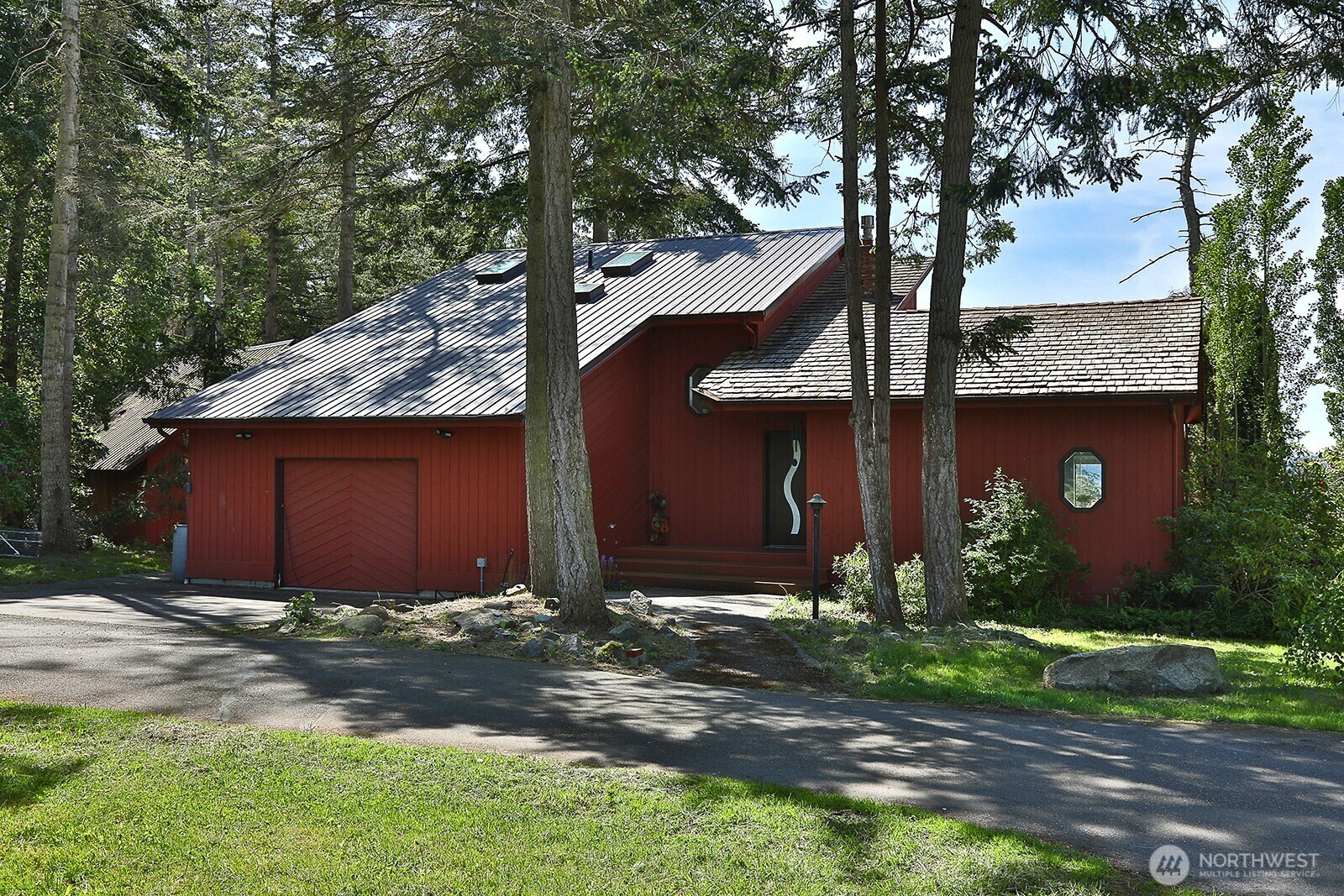 Property Photo: 1261 Arnold Road WA 98277