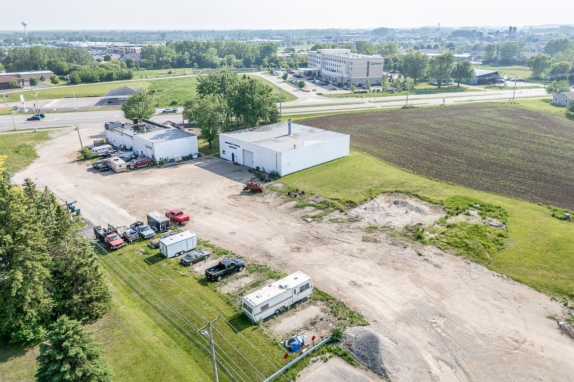 Property Photo: N Casaloma Drive 2B WI 54913-0000