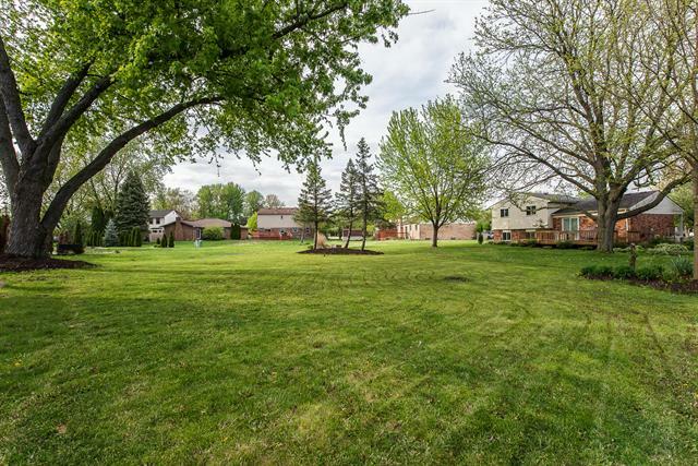 Property Photo: 45230 Twining Court MI 48187