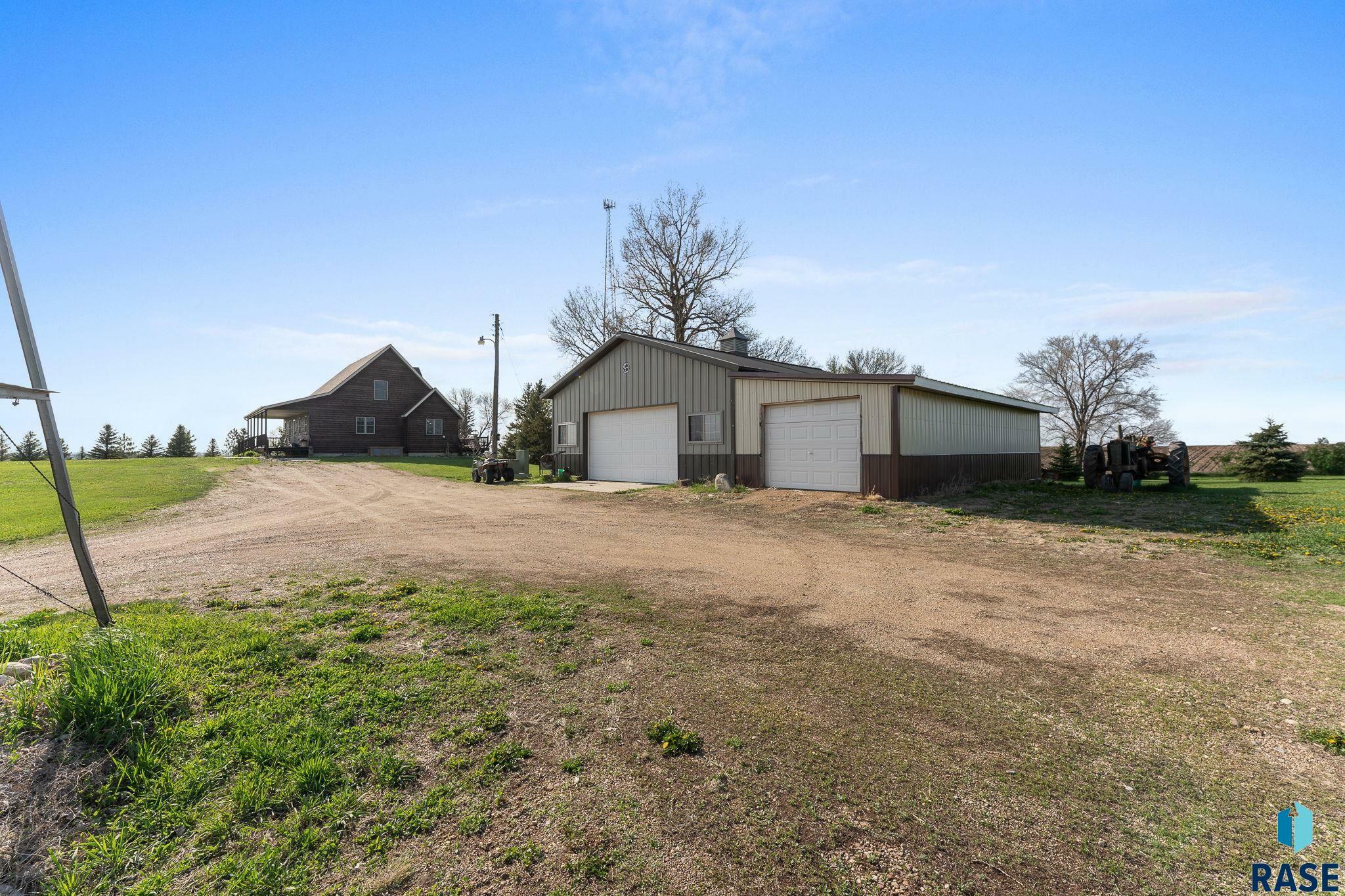 Property Photo: 45254 Hawk Dr SD 57046