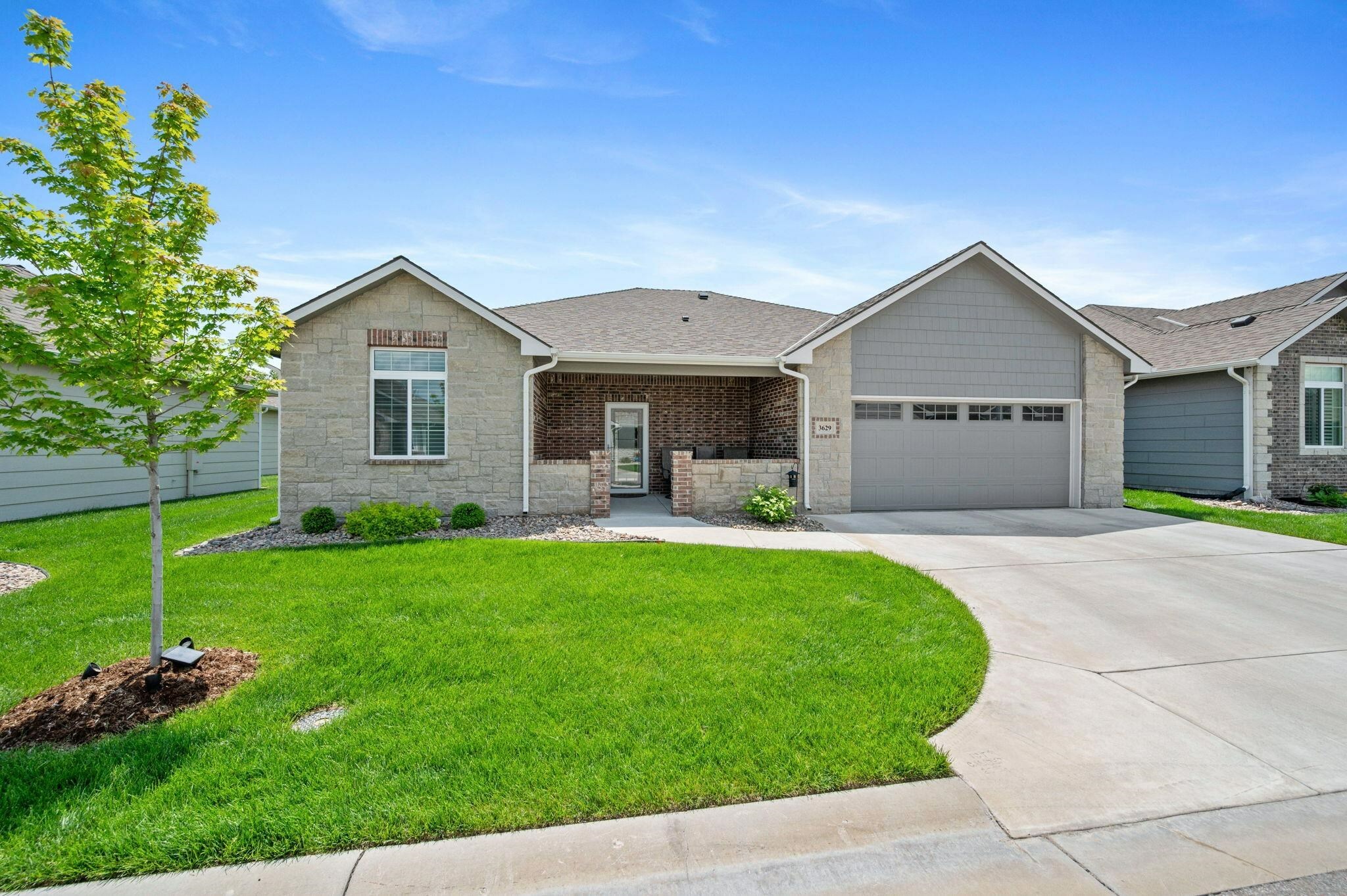 Property Photo: 3629 N Lakeway Ct KS 67205