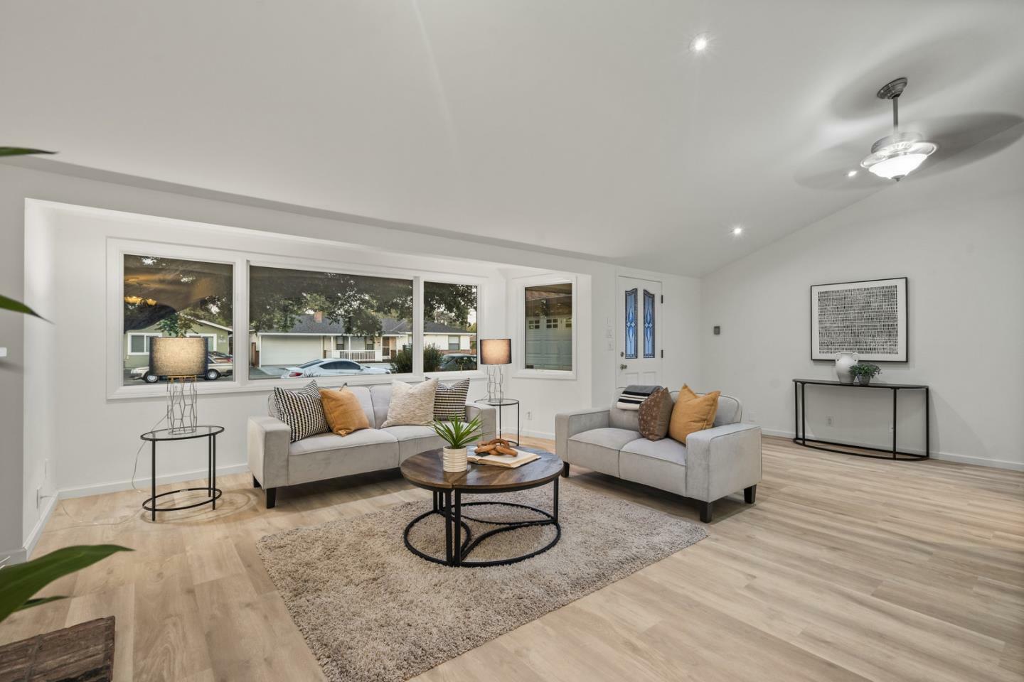 Property Photo: 881 Richmond Avenue CA 95128
