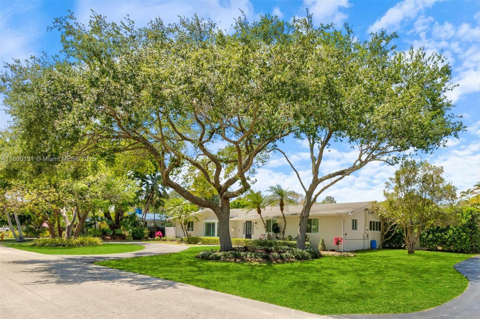 Property Photo: 7485 SW 159th Ter FL 33157