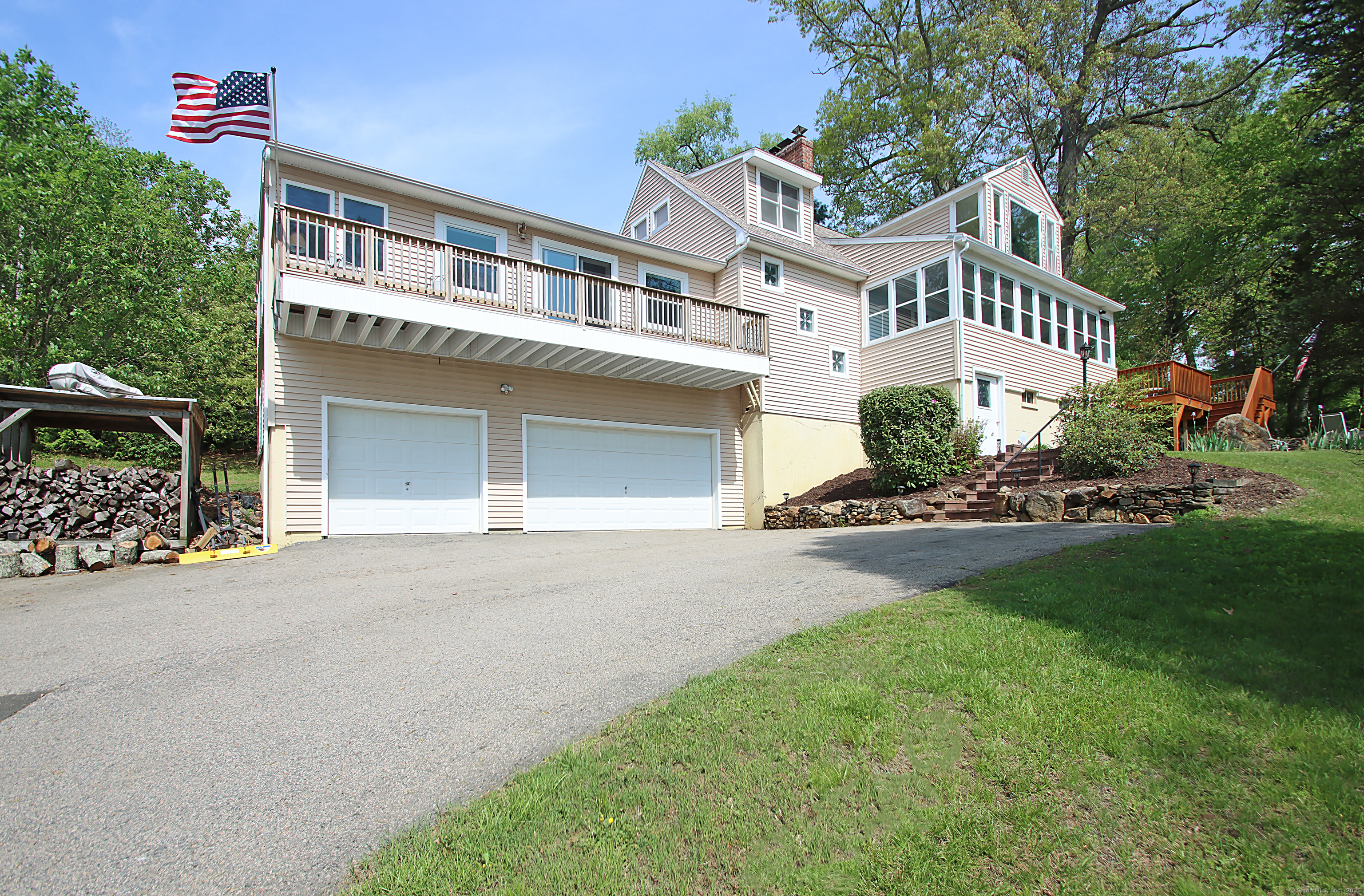 Property Photo: 231 Lake Shore Drive CT 06415