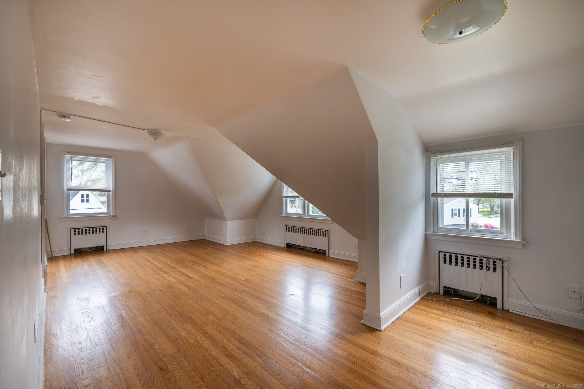 Property Photo: 436 Sedgewick Avenue 2nd Floor CT 06615
