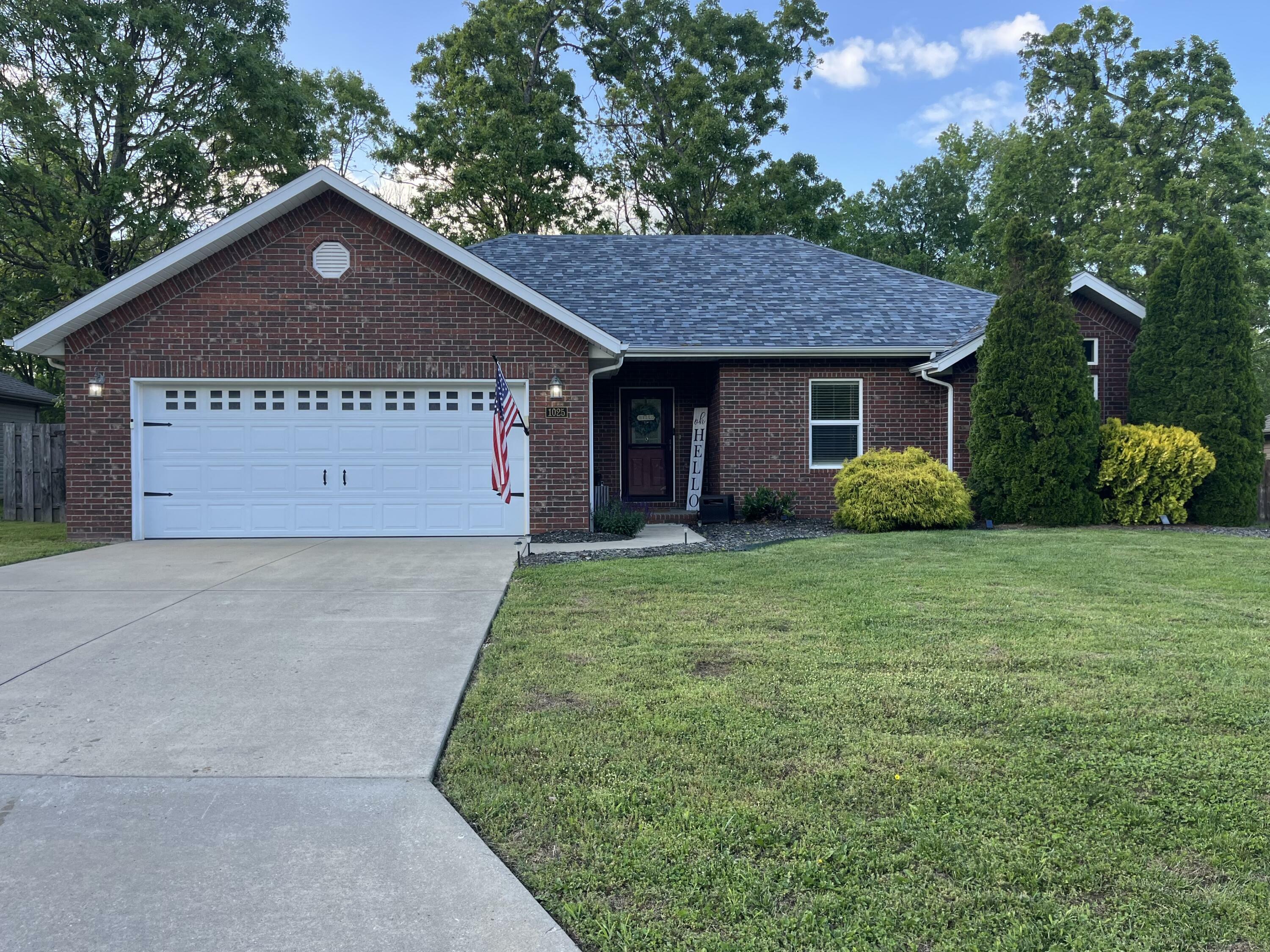 Property Photo: 1025 Nickolas Street MO 65605
