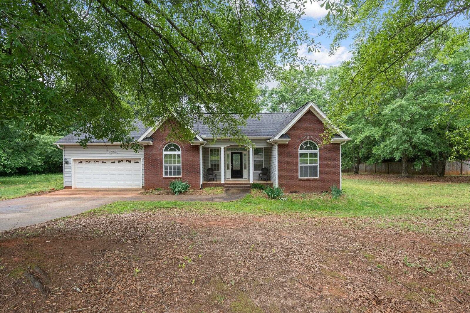 Property Photo:  90 Holly Tree Circle  SC 29334 