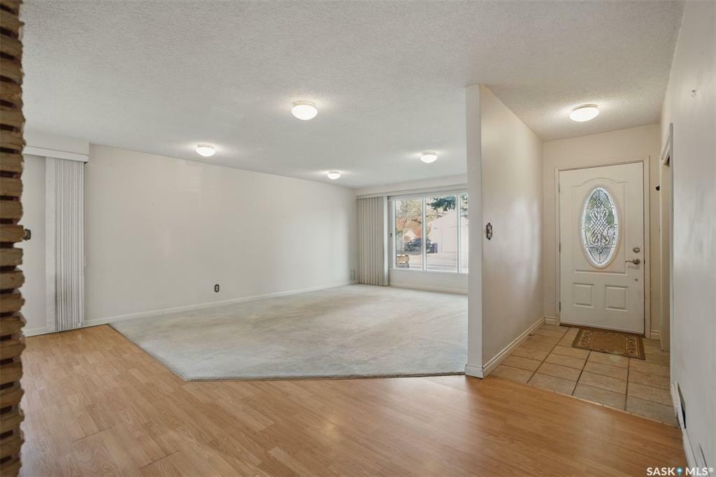 Property Photo: 1401 Colony Street SK S7N 0S8