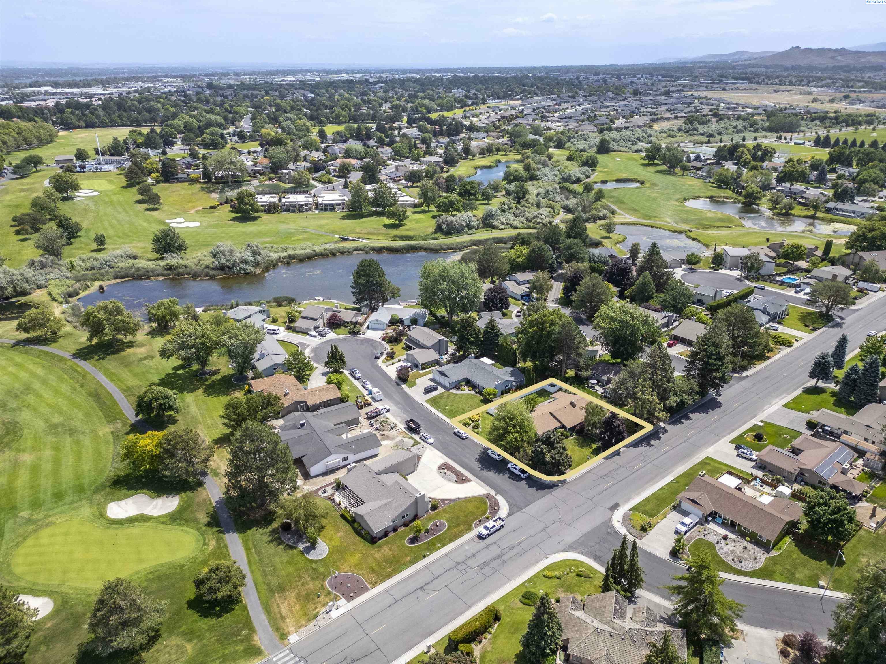Property Photo: 2234 Greenbrook Blvd WA 99352
