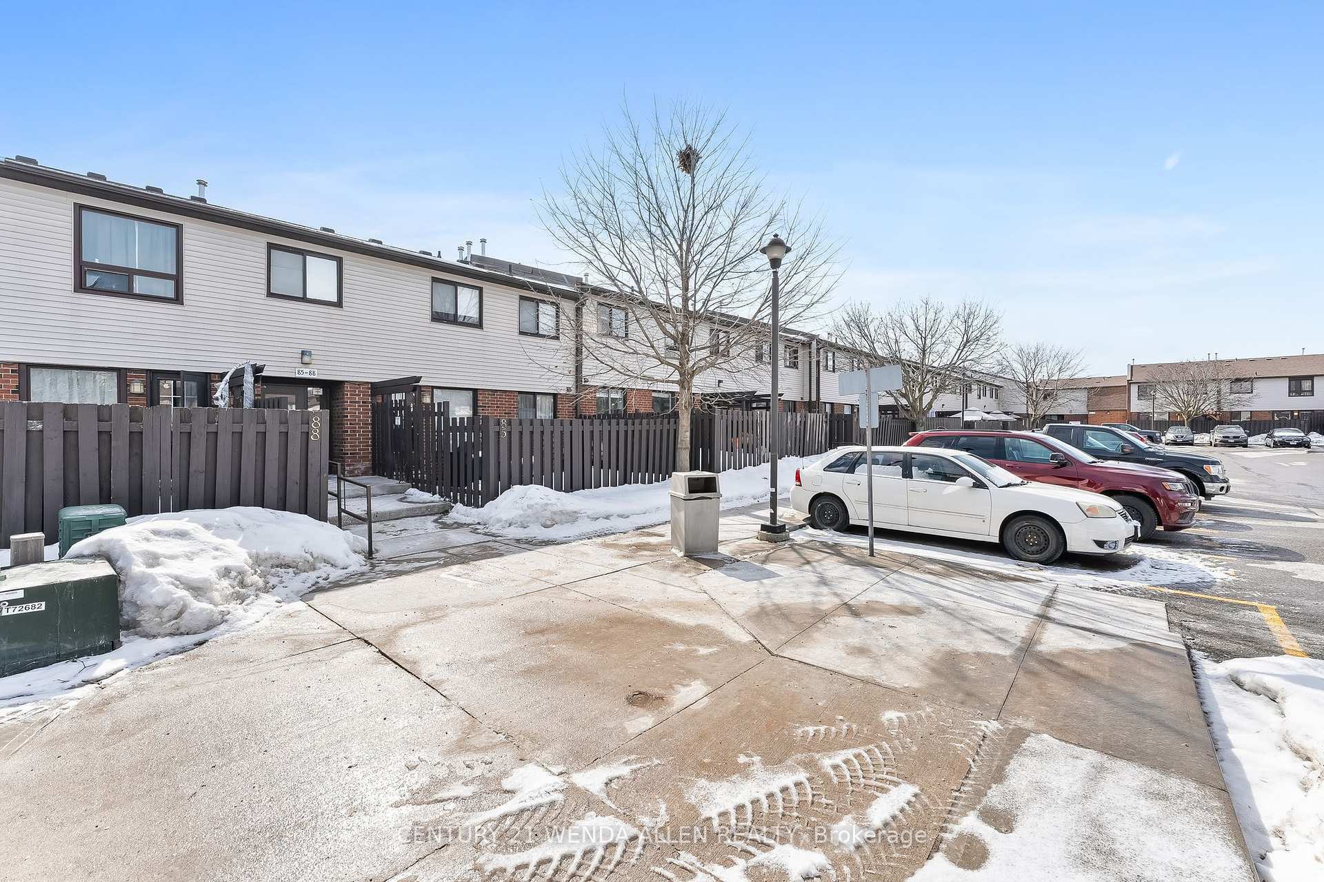 960 Glen Street 84  Oshawa ON L1J 6E8 photo