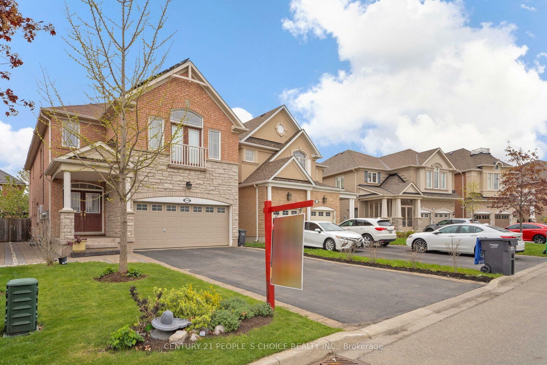 7278 Saint Barbara Boulevard  Mississauga ON L5W 0C1 photo