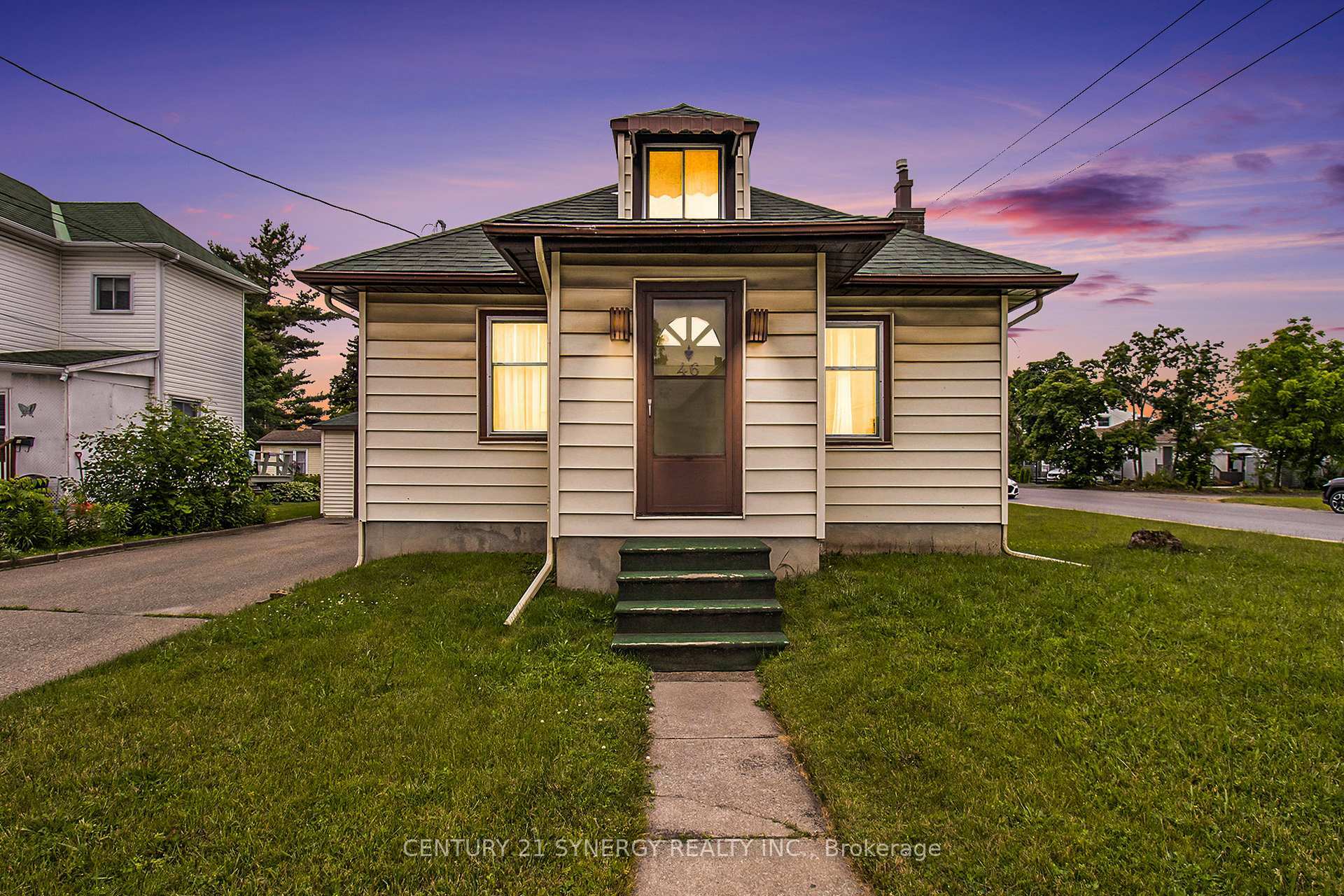 Property Photo: 46 Cornelia Street E ON K7A 1L7