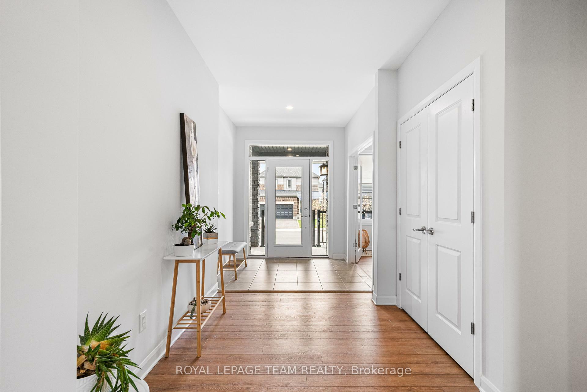 Property Photo: 934 Lakeridge Drive ON K4A 5N8