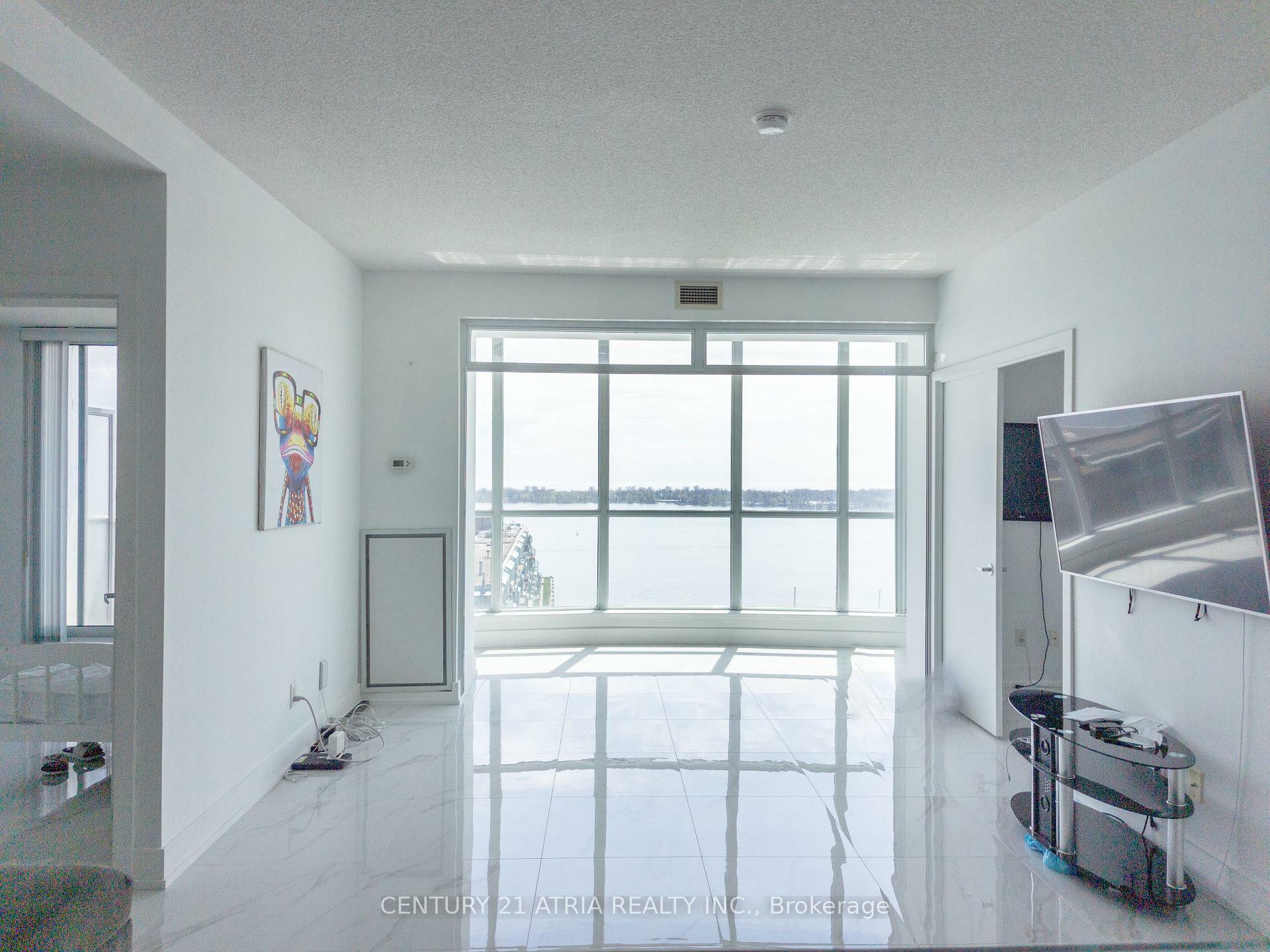 Photo de la propriété: 208 Queens Quay W 2006 ON M5J 2Y5