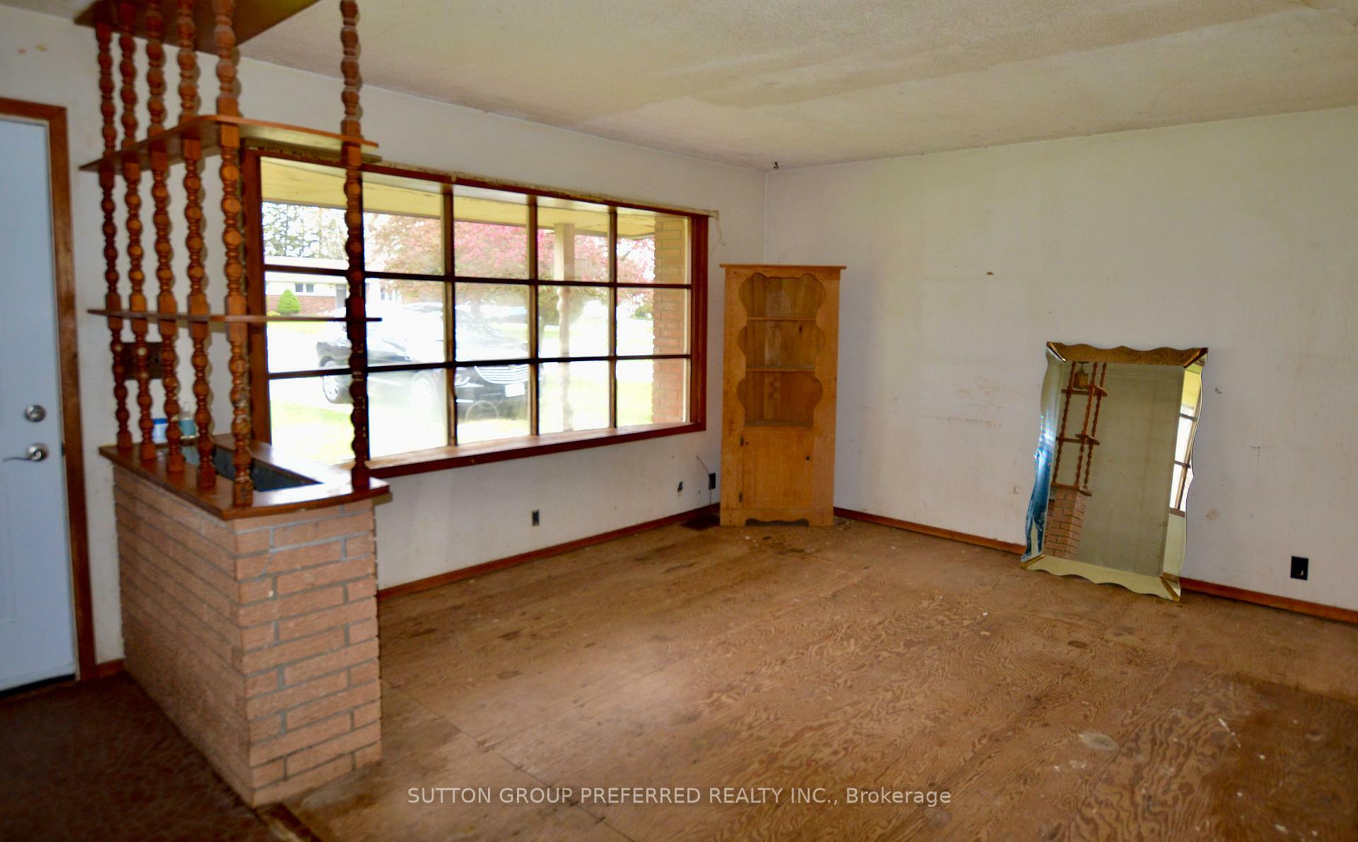 Property Photo:  258 Miller Road  ON N0L 1J0 