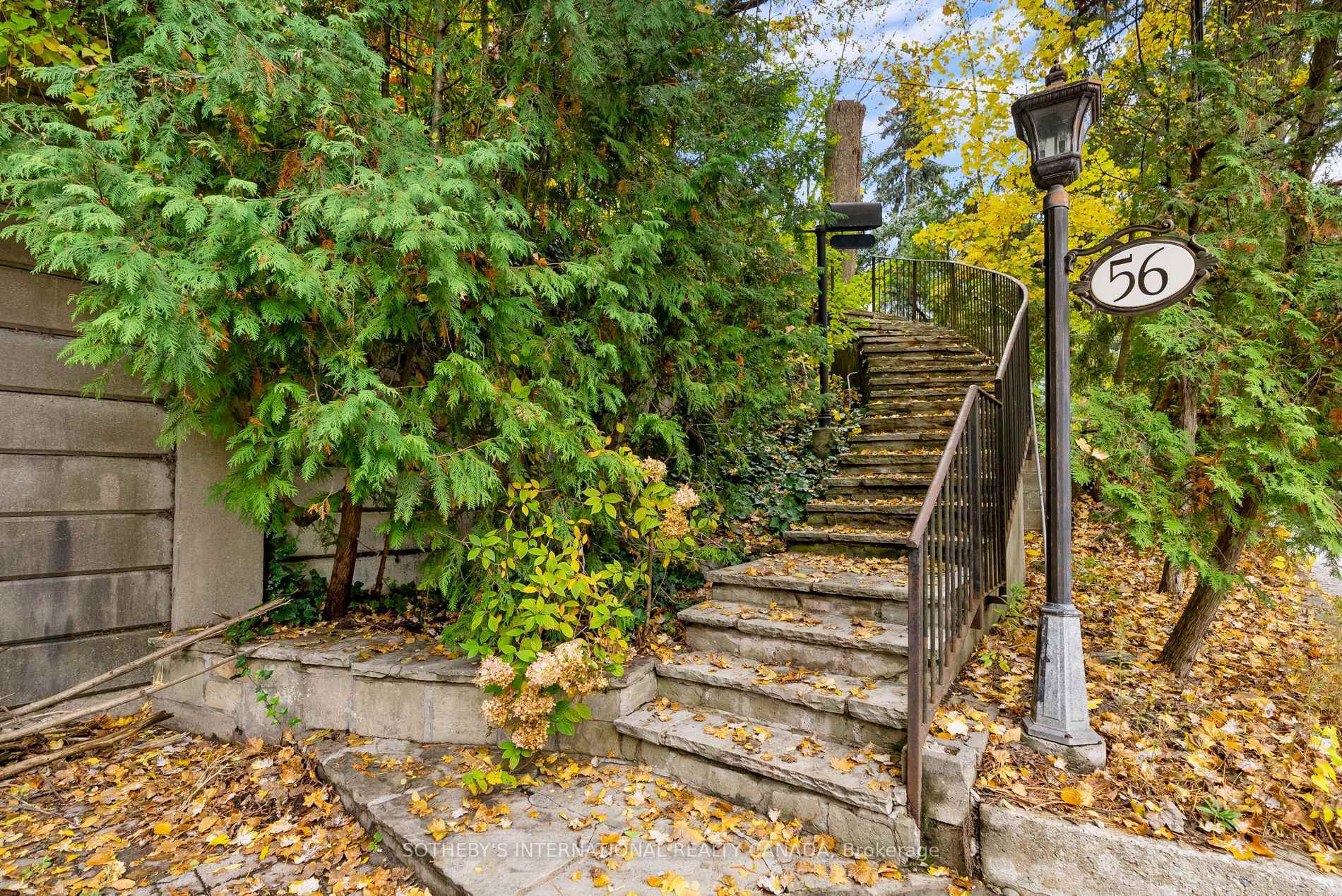 Property Photo: 56 Roxborough Drive ON M4W 1X1