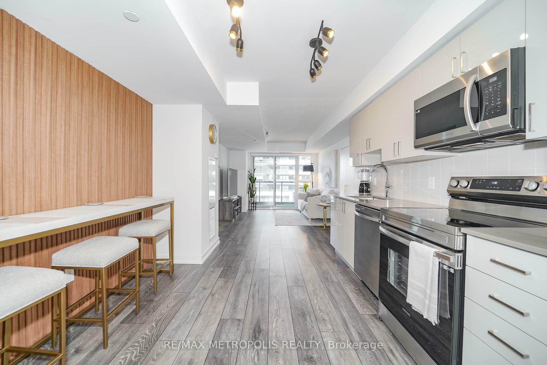 Photo de la propriété: 1455 Celebration Drive 305 ON L1W 0C3