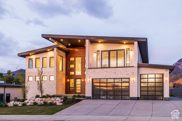 Property Photo: 9969 S Altamont Dr E UT 84092
