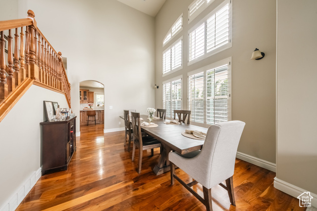 Property Photo: 843 N Eaglepointe Dr E UT 84054