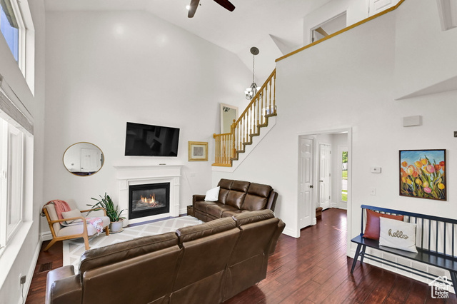 Property Photo: 888 E 1750 N UT 84414