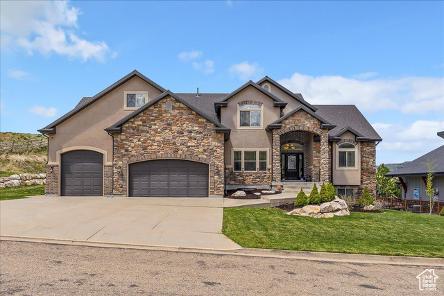 Property Photo: 6167 N Hidden Hills Dr Hls UT 84050