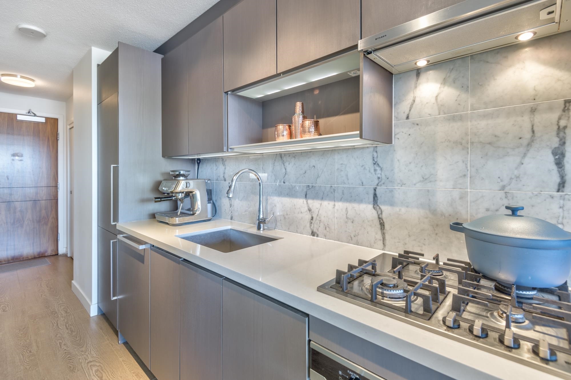 Property Photo: 13696 100 Avenue 2910 BC V3T 0L5