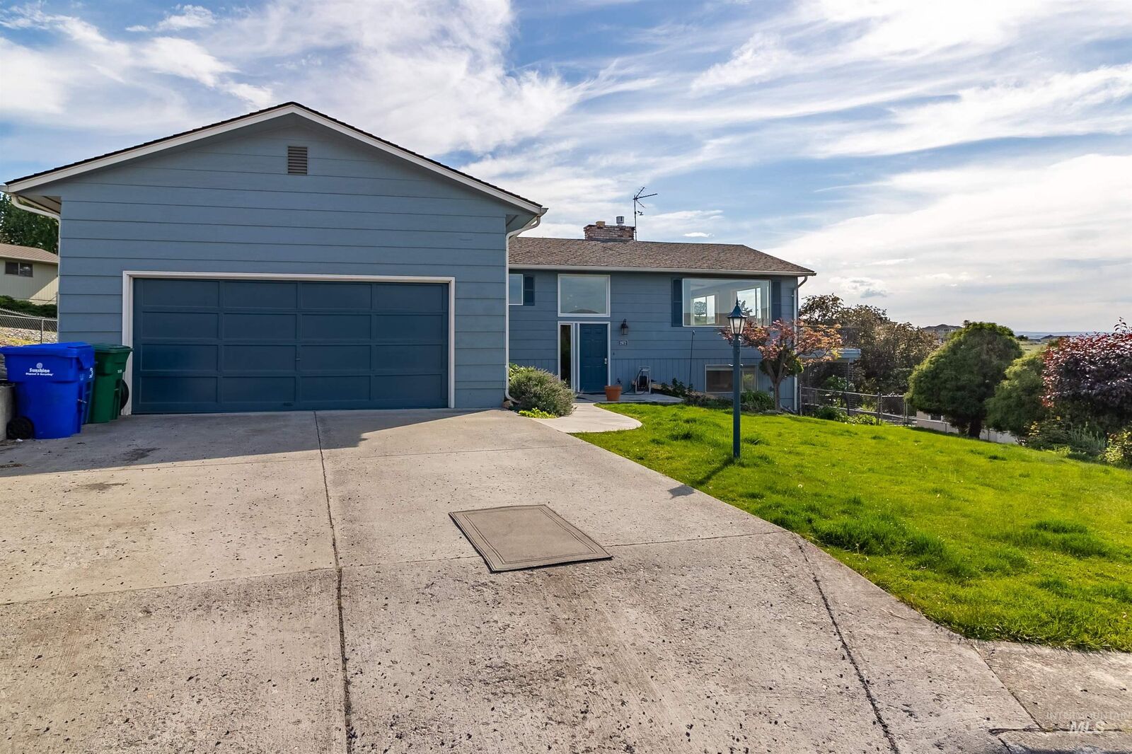 Property Photo:  2972 Riverview Terrance  ID 83501 