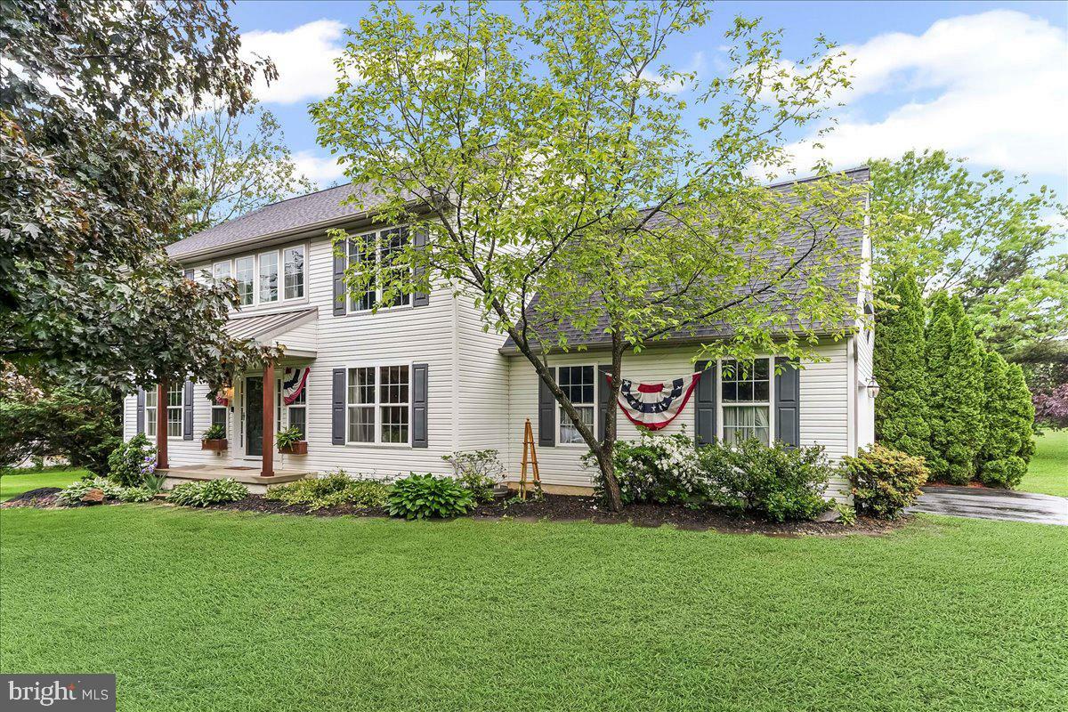 Property Photo: 204 Country Drive PA 19363